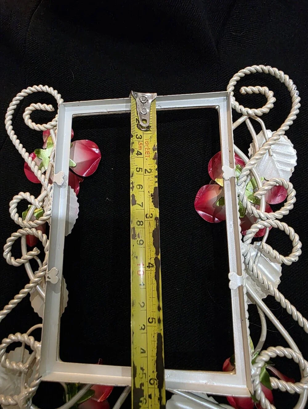 Vtg Mid Century Italian Tole Hand Painted Metal Climbing Red Roses Small